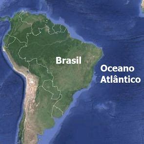 qual oceano banha a costa brasileira
